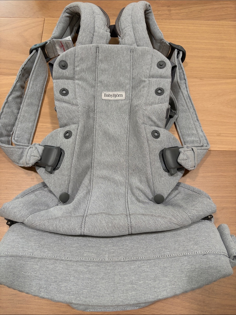 NWOT Baby Bjorn Harmony - light grey - Picture 3 of 7